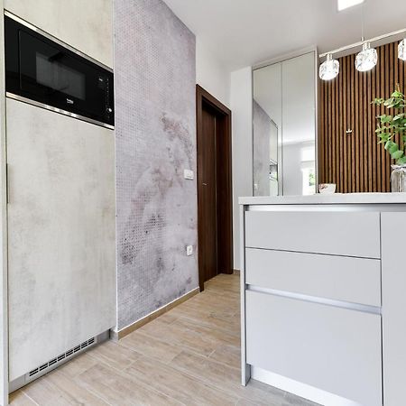 Brand New Apartment "Libra" Zára Kültér fotó