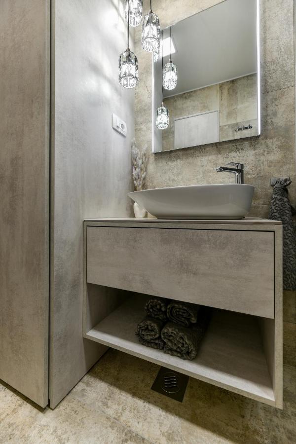 Brand New Apartment "Libra" Zára Kültér fotó